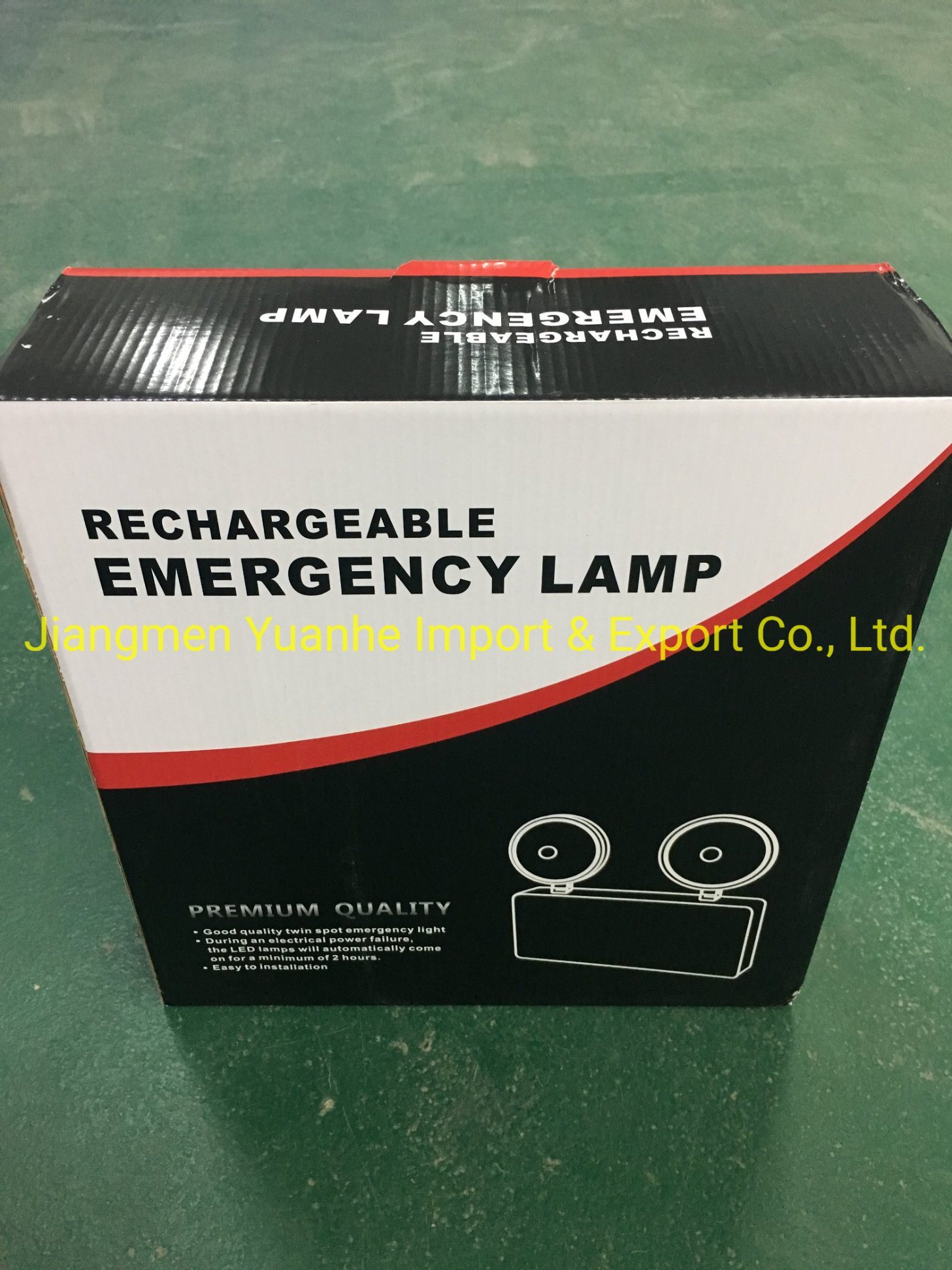 Luz LED de emergencia con dos cabezales y carcasa de metal
